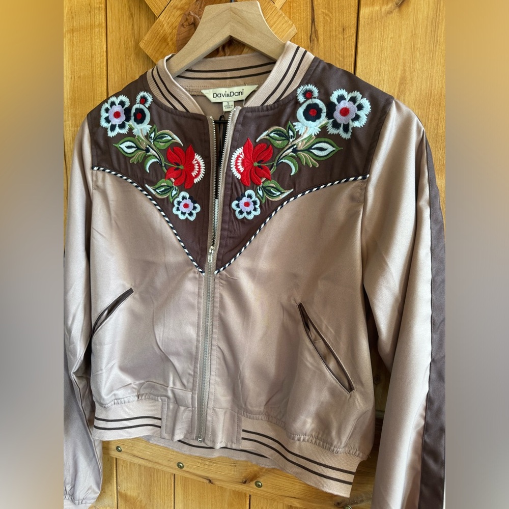 Western Bomber Jacket. NWT.